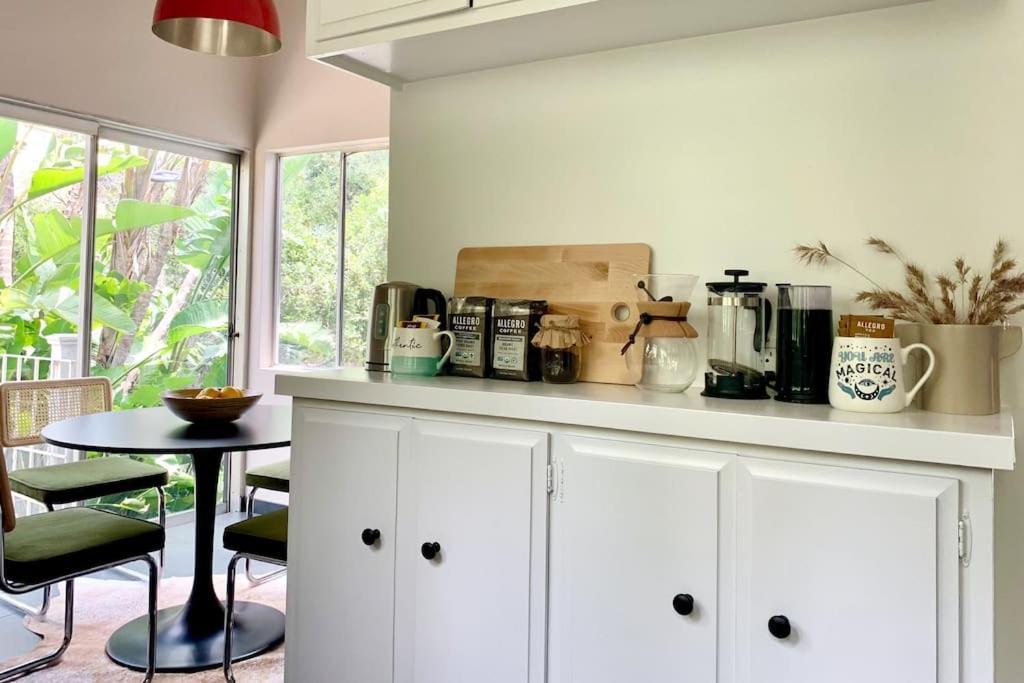 Stunning Hollywood Midcentury Modern-Views-Best Location! Лос-Анджелес Экстерьер фото